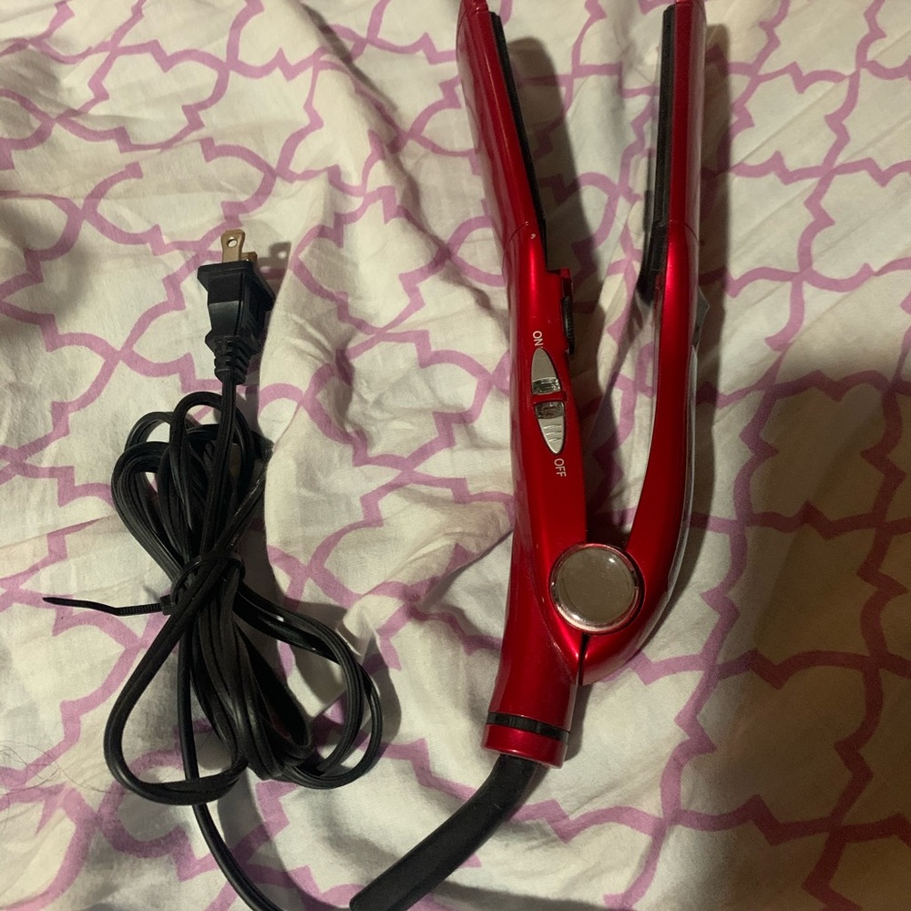 Conair straightener